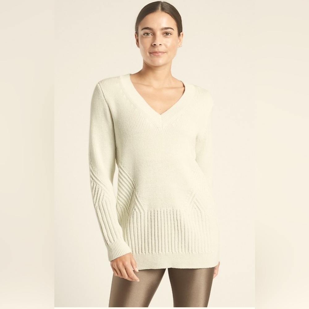 Athleta Teton Textured V-Neck Sweater Cream Cotton Blend - Size XS
